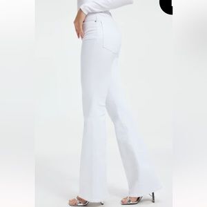Good American - Good classic slim bootcut jeans - NWT